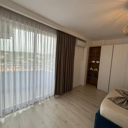 Fabio's In Golem Beach Apartment *
